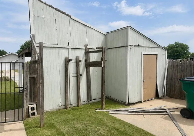 Photo 6 of Multi family home for sale at 828 Nw 113th Street, Oklahoma City, OK 73114 | MLS# 1232741 | Listing updated on 2026-08-14