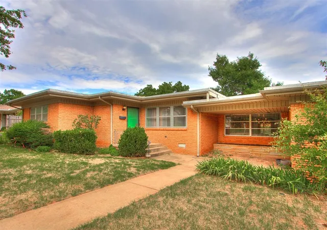 Photo 3 of Single family home for sale at 401 Nw 44th Street, Oklahoma City, OK 73118 | MLS# 1232767 | Listing updated on 2026-09-15