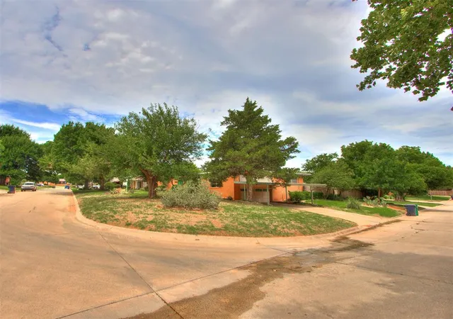 Photo 50 of Single family home for sale at 401 NW 44th Street, Oklahoma City, OK 73118 | MLS# 1232767 | Listing updated on 2026-09-29