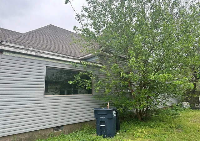 Photo 3 of Single family home for sale at 648 N Louisa Ave, Shawnee, OK 74801 | MLS# 1232773 | Listing updated on 2026-06-05