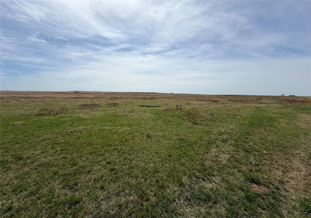 3rd image of 0000 E 740 Rd, Loyal, OK 73756 | MLS# 1232775