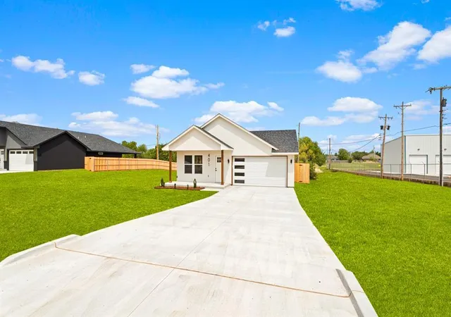 Photo 1 of Single Family Residence at 401 NW 116th Street, Oklahoma City, OK 73114 | MLS# 1232800 | | Sold on 2026-07-14