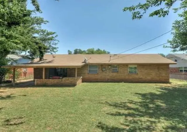 18th image of 809 Englewood Rd, Del City, OK 73115 | MLS# 1232814