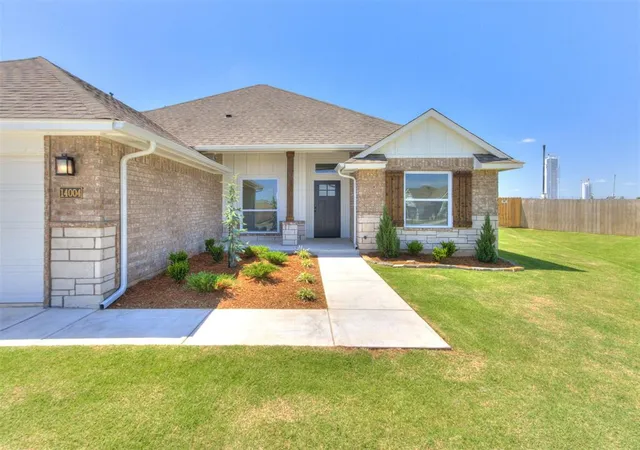 2nd image of 14004 Tybee Island Dr, Yukon, OK 73099 | MLS# 1232823