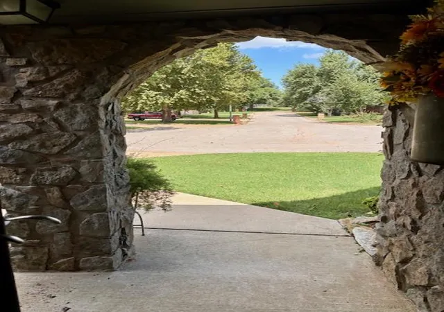 4th image of 901 Birdcreek Ln, Guthrie, OK 73044 | MLS# 1232824