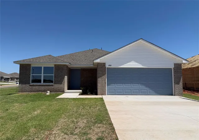 Homes for sale in Mustang, OK | 1205 E Stallion Ln, Mustang, OK 73064 | MLS# 1232862