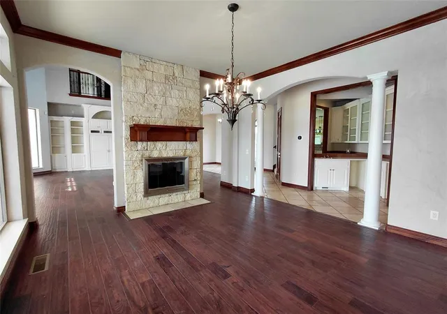 Photo 4 of Single family home for sale at 19615 Sportsman Rd, Edmond, OK 73012 | MLS# 1232864 | Listing updated on 2026-08-28