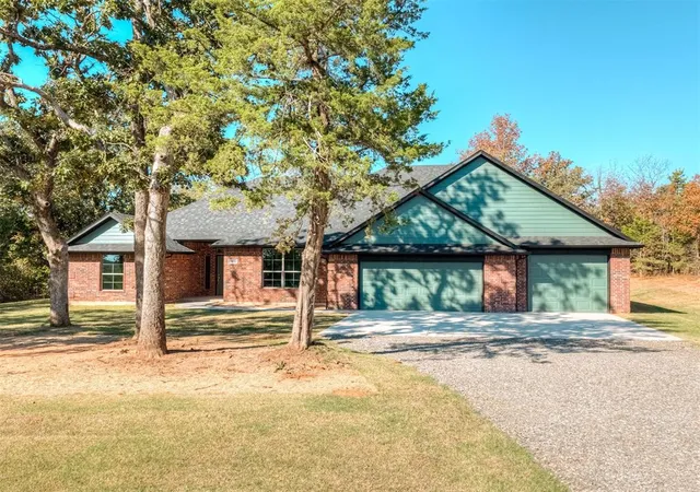 Photo 2 of Single family home for sale at 104741 Secretariat Trl, Mc Loud, OK 74851 | MLS# 1232884 | Listing updated on 2026-10-13