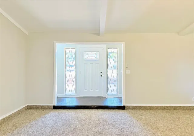 image of 121 W Vail Dr, Yukon, OK 73099 | MLS# 1232896