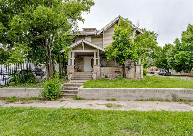 Photo 2 of Single family home for sale at 3125 N Mckinley Ave, Oklahoma City, OK 73118 | MLS# 1232898 | Listing updated on 2026-07-14