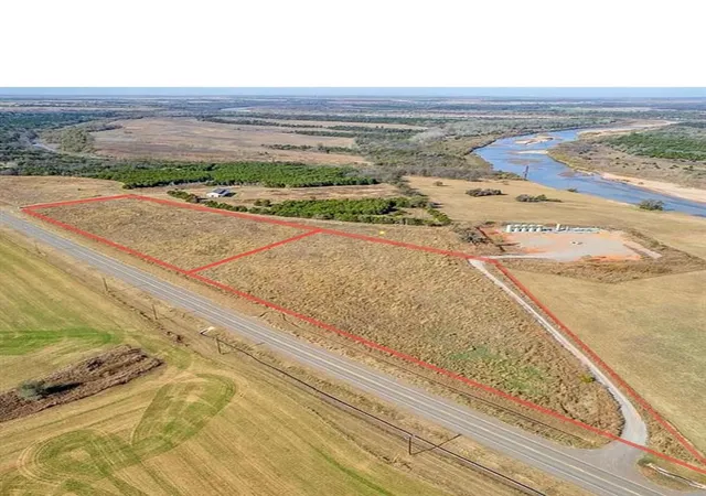 Homes for sale in Cashion, OK | 17000 W 33 Hwy, Cashion, OK 73016 | MLS# 1232934
