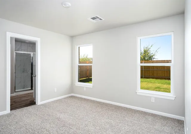 Photo 5 of Single Family Residence at 12704 Carrara Ln, Yukon, OK 73099 | MLS# 1232940 | | Sold on 2026-08-21