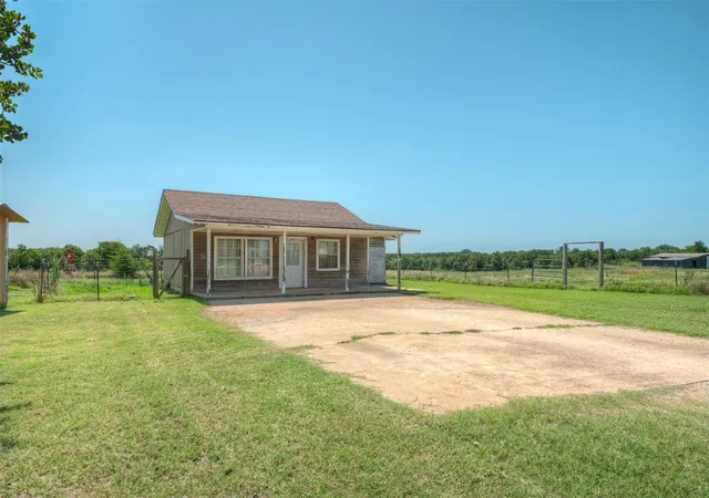 46th image of 335827 E Winding Rd, Mc Loud, OK 74851 | MLS# 1232949