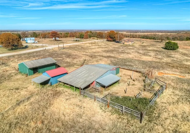Homes for sale in Mc Loud, OK | 335827 E Winding Rd, Mc Loud, OK 74851 | MLS# 1232949