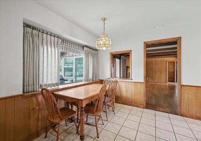 Photo 3 of Single family home for sale at 2708 N Meridian Pl, Oklahoma City, OK 73127 | MLS# 1232968 | Listing updated on 2026-08-21