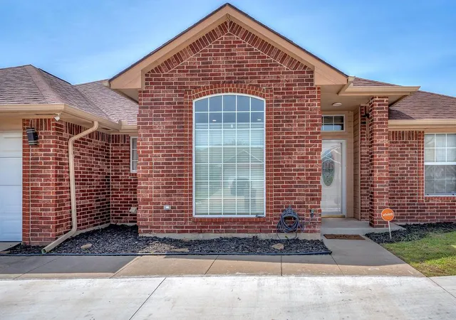 Photo 2 of Single family home for sale at 4820 SE 52nd Street, Oklahoma City, OK 73135 | MLS# 1232987 | Listing updated on 2026-07-29
