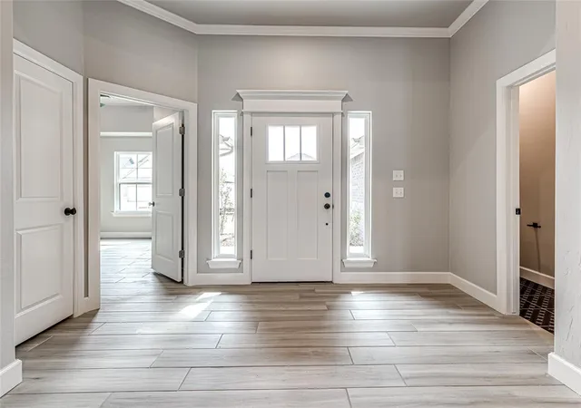 5th image of 401 Braxton Wy, Yukon, OK 73099 | MLS# 1233010
