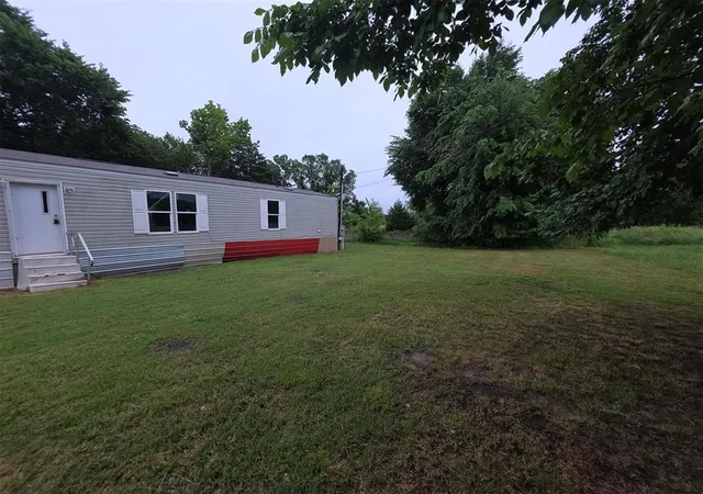 Homes for sale in Earlsboro, OK | 420 E Douglas St, Earlsboro, OK 74840 | MLS# 1233019