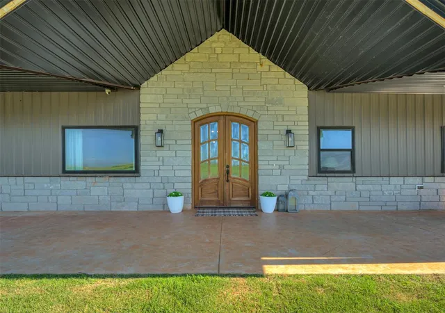 Homes for sale in Cashion, OK | 17060 W Camp Rd, Cashion, OK 73016 | MLS# 1233037