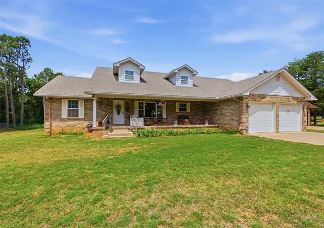 Photo 2 of Single family home for sale at 21229 Tamarack Rd, Blanchard, OK 73010 | MLS# 1233064 | Listing updated on 2026-09-01