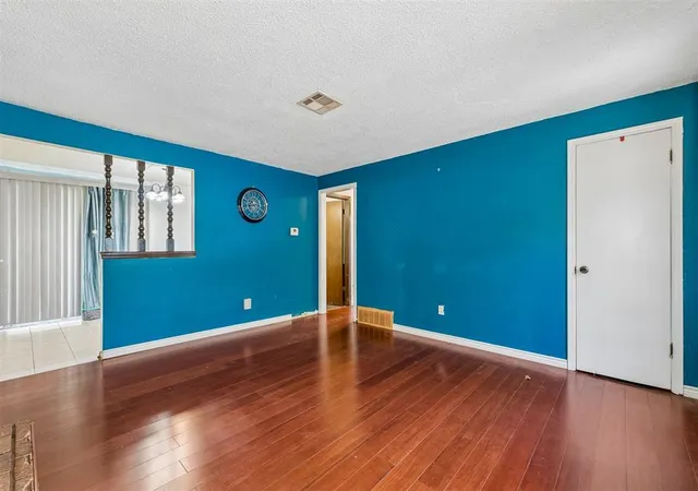 5th image of 5224 S Briarwood Dr, Oklahoma City, OK 73135 | MLS# 1233066