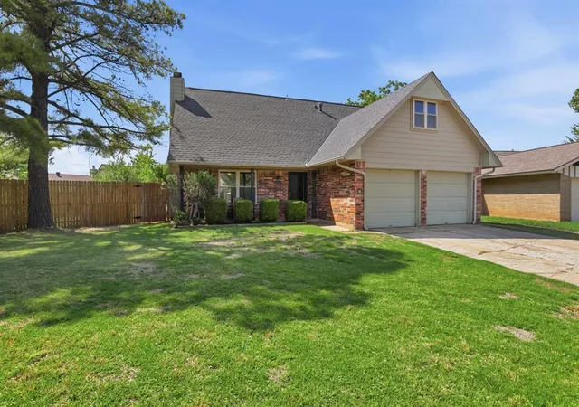 Photo 2 of Single family home for sale at 1525 Vulcan Cir, Edmond, OK 73003 | MLS# 1233088 | Listing updated on 2026-08-20