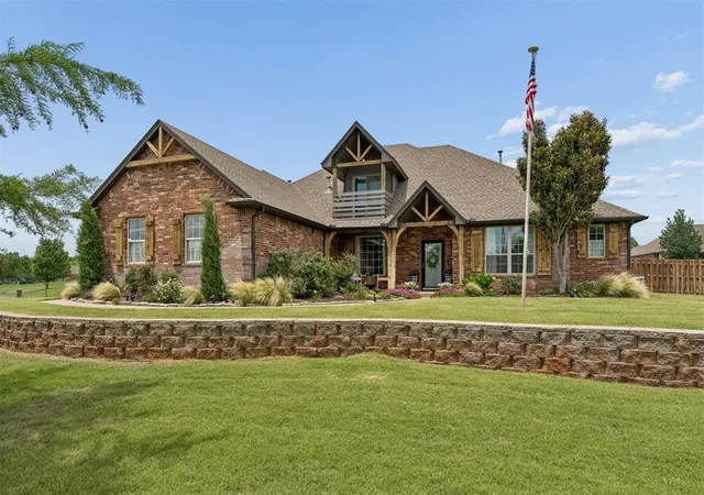 1st image of 14708 Cottonwood Dr, Edmond, OK 73025 | MLS# 1233100