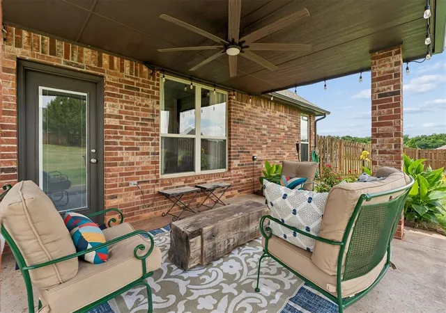 5th image of 14708 Cottonwood Dr, Edmond, OK 73025 | MLS# 1233100
