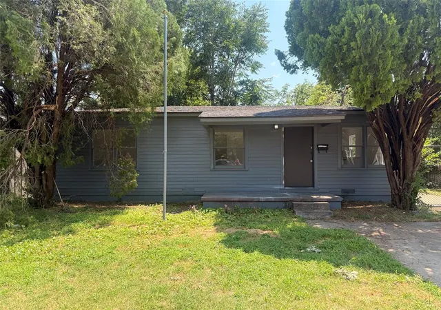 image of 1210 Iowa St, Norman, OK 73069 | MLS# 1233101