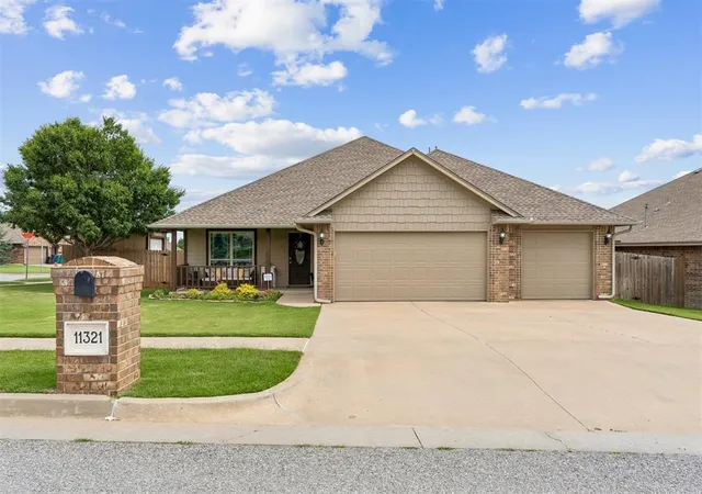 Photo 1 of Single family home for sale at 11321 Nw 7th Street, Yukon, OK 73099 | MLS# 1233133 | Listing updated on 2026-09-05