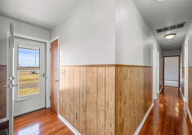 Homes for sale in Maysville, OK | 22431 100Th St, Maysville, OK 73057 | MLS# 1233166
