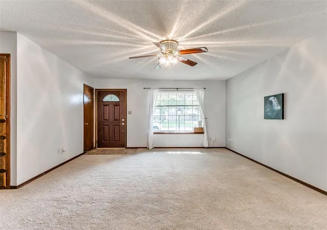 Photo 1 of Single family home for sale at 1527 Pecan Ave, Norman, OK 73072 | MLS# 1233171 | Listing updated on 2026-10-03