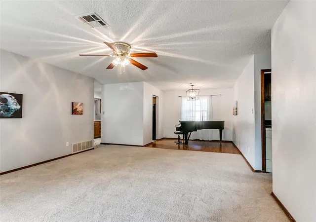 Photo 3 of Single family home for sale at 1527 Pecan Ave, Norman, OK 73072 | MLS# 1233171 | Listing updated on 2026-10-03