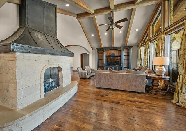 Photo 3 of Single family home for sale at 713 N Highway 76, Newcastle, OK 73065 | MLS# 1233173 | Listing updated on 2026-06-06