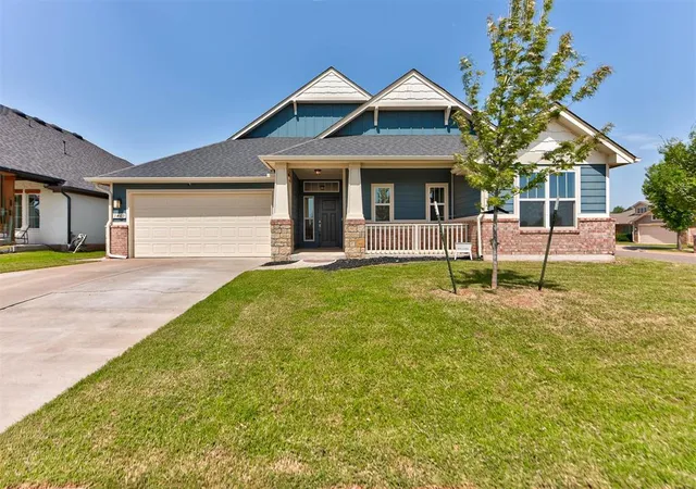 Photo 3 of Single family home for sale at 3409 Gunnison River Dr, Yukon, OK 73099 | MLS# 1233182 | Listing updated on 2026-09-02