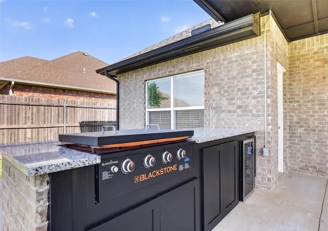 Homes for sale in Harrah, OK | 20590 Legacy Xing, Harrah, OK 73045 | MLS# 1233195
