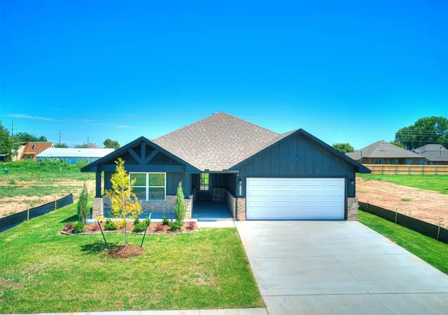 Photo 1 of Single family home for sale at 7712 Three Woods Ln, Yukon, OK 73099 | MLS# 1233203 | Listing updated on 2026-08-30