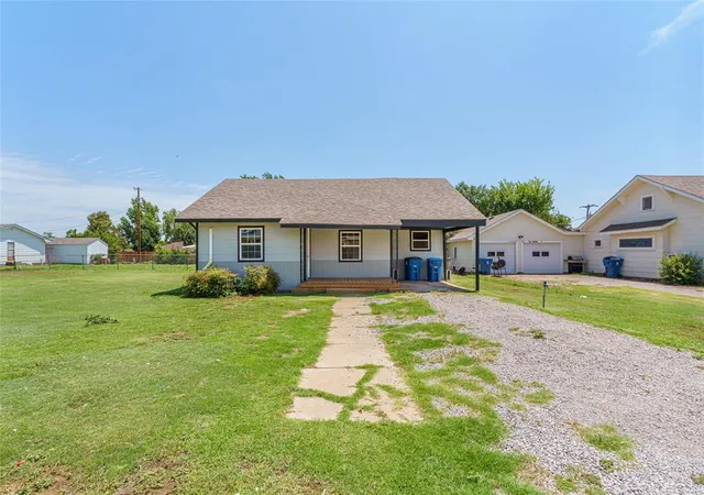 Homes for sale in Cordell, OK | 209 S Linwood St, Cordell, OK 73632 | MLS# 1233206