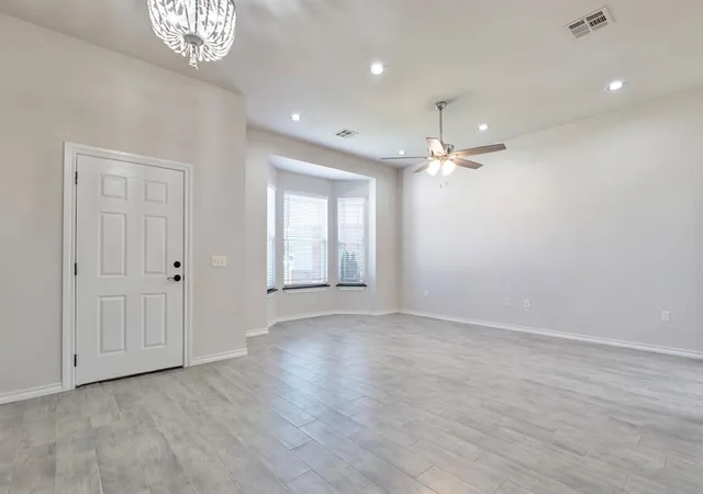 Photo 3 of Single family home for sale at 3930 Maple Grv Ave, Shawnee, OK 74804 | MLS# 1233218 | Listing updated on 2026-08-05