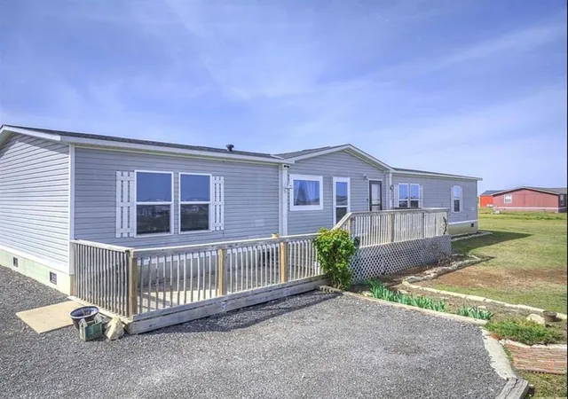 2nd image of 6900 Winchester Dr, El Reno, OK 73036 | MLS# 1233250