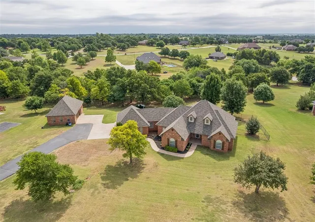 Photo 50 of Sale Pending at 2010 Sandpiper Dr, Blanchard, OK 73010 | MLS# 1233283 | Listing updated on 2026-09-05