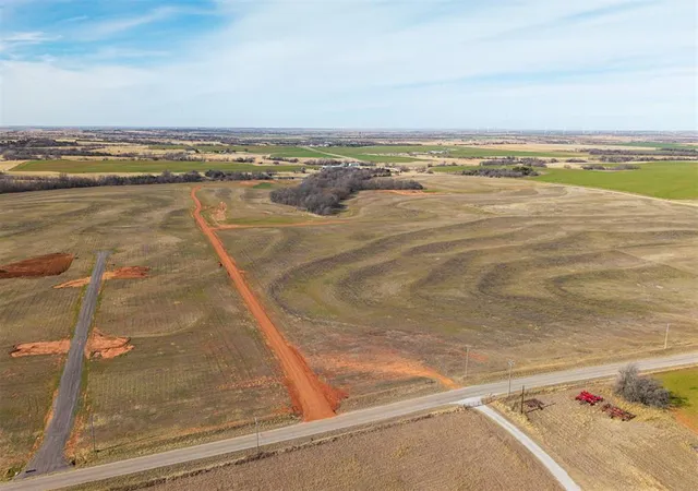 4th image of 1 N Gregory Rd, El Reno, OK 73036 | MLS# 1233287