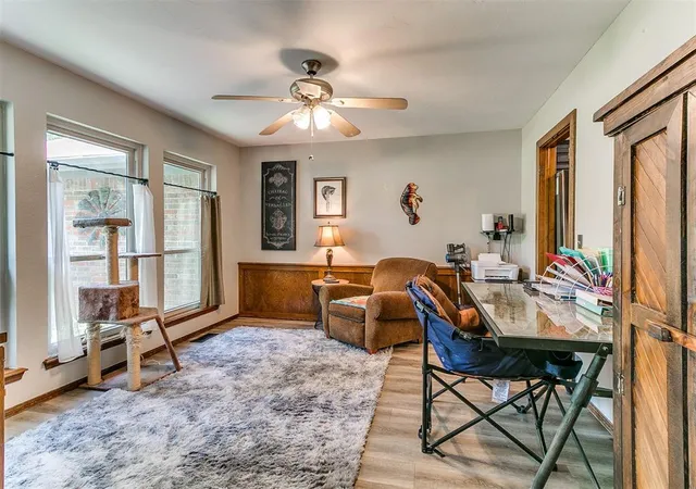 5th image of 12808 Teakwood Dr, Edmond, OK 73013 | MLS# 1233295