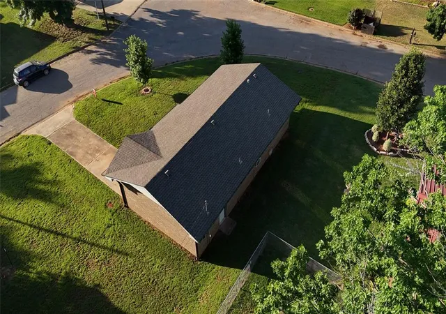 Homes for sale in Maysville, OK | 1004 Hillcrest Dr, Maysville, OK 73057 | MLS# 1233340