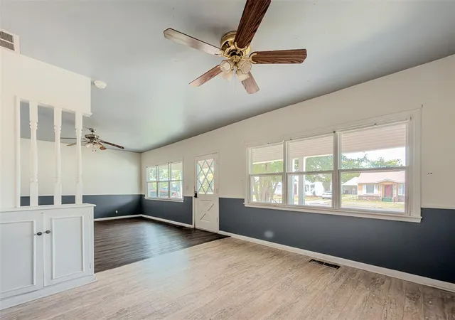 Homes for sale in Chickasha, OK | 1809 S 14Th St, Chickasha, OK 73018 | MLS# 1233349