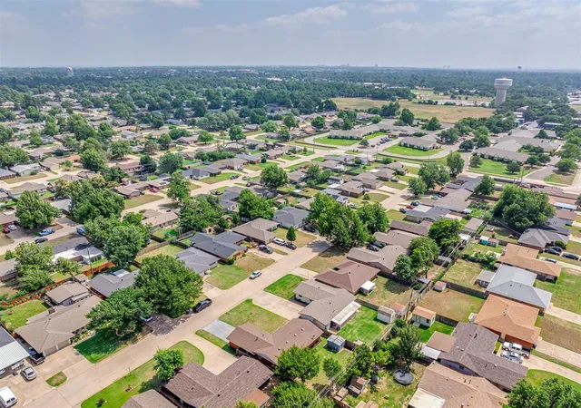 Homes for sale in Bethany, OK | 7608 Nw 25th St, Bethany, OK 73008 | MLS# 1233350