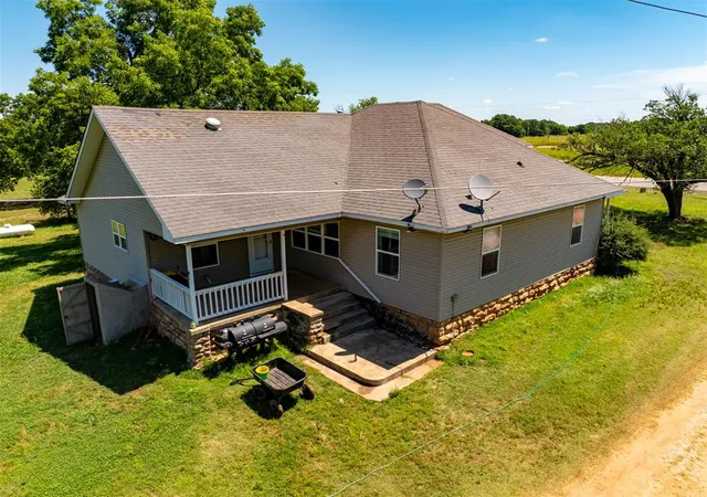 Homes for sale in Prague, OK | 980717 S Hwy 99 Hwy, Prague, OK 74864 | MLS# 1233351