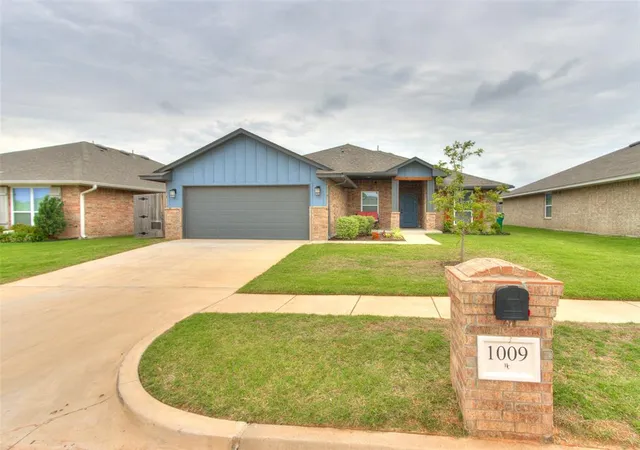 Photo 1 of Single family home for sale at 1009 Blackjack Crk Dr, Yukon, OK 73099 | MLS# 1233365 | Listing updated on 2026-10-01