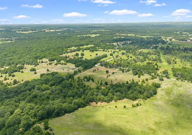 3rd image of 1461 Big Bear Rd, Ardmore, OK 73401 | MLS# 1233406