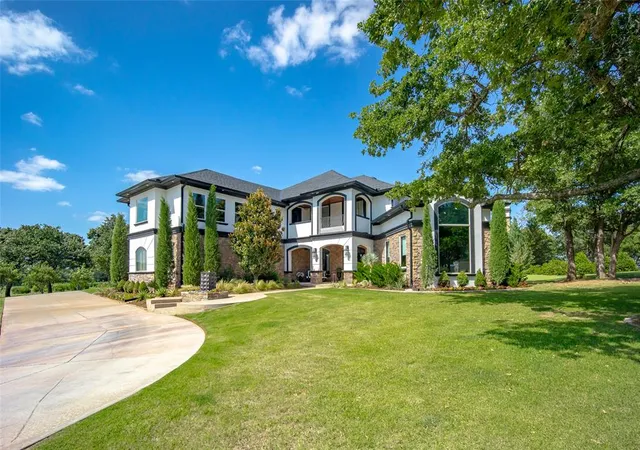 Photo 4 of Single family home for sale at 2366 Clubhouse Dr, Blanchard, OK 73010 | MLS# 1233419 | Listing updated on 2026-07-14